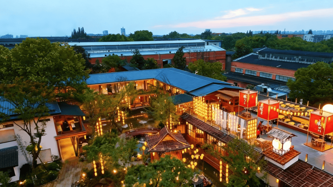 道：72个情绪价值营造标杆案例pg电子首页旅游餐饮场景破局之(图8)