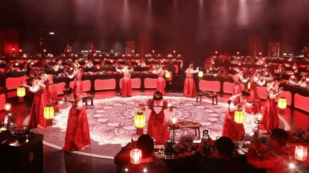 道：72个情绪价值营造标杆案例pg电子首页旅游餐饮场景破局之(图13)