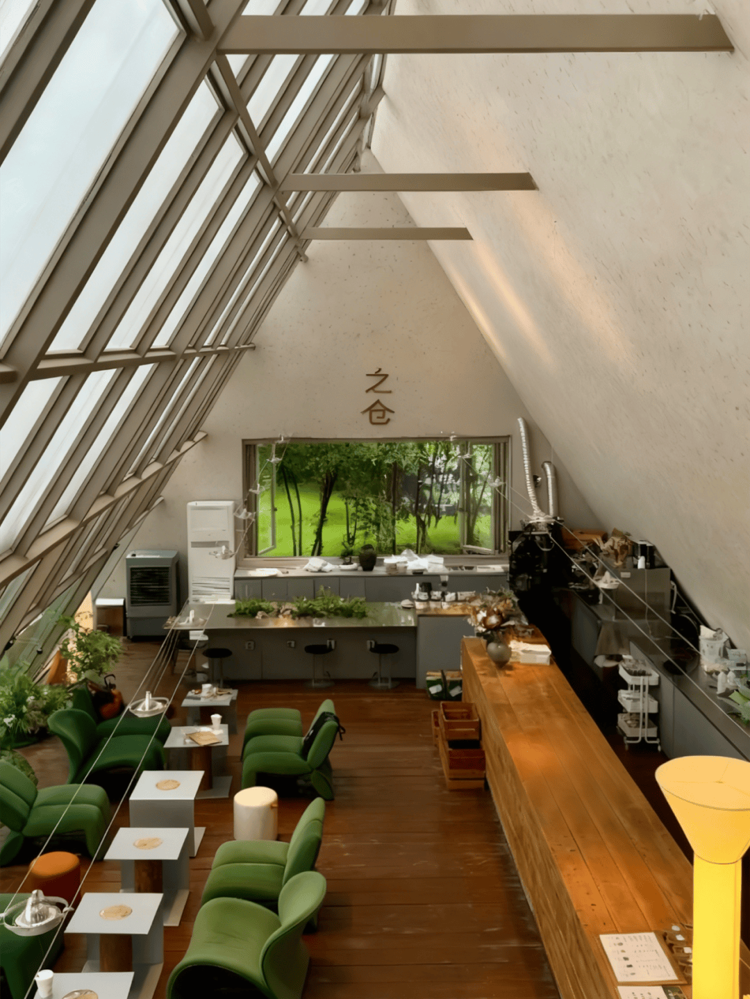 道：72个情绪价值营造标杆案例pg电子首页旅游餐饮场景破局之(图40)