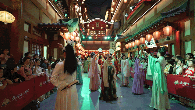 道：72个情绪价值营造标杆案例pg电子首页旅游餐饮场景破局之(图73)