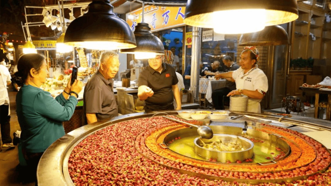 道：72个情绪价值营造标杆案例pg电子首页旅游餐饮场景破局之(图86)