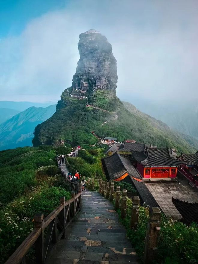 四晚跟团黄果树瀑布经典线路游玩心得pg电子试玩从西安出发贵州 5 天(图2) 四晚跟团黄果树瀑布经典线路游玩心得pg电子试玩从西安出发贵州 5 天(图2)